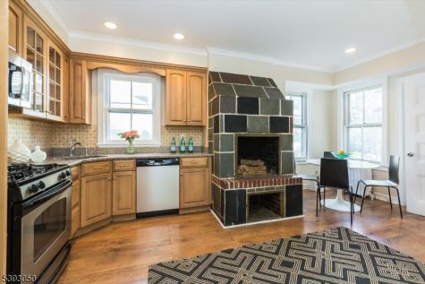 11 Mountainview Place Montclair NJ 07042