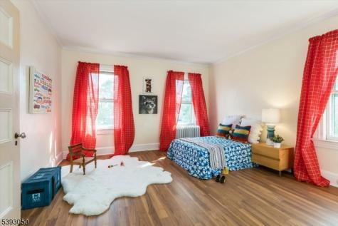 11 Mountainview Place Montclair NJ 07042