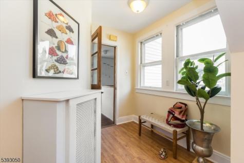 11 Mountainview Place Montclair NJ 07042