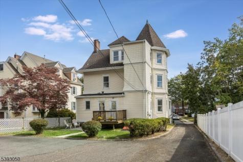 11 Mountainview Place Montclair NJ 07042