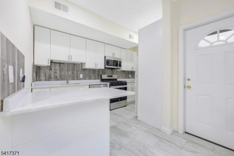 88 Devon Street Kearny NJ 07032