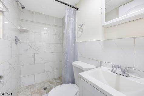 88 Devon Street Kearny NJ 07032