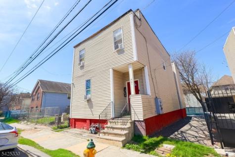 581 S 17th Street Newark NJ 07103
