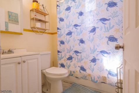 581 S 17th Street Newark NJ 07103