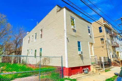 581 S 17th Street Newark NJ 07103