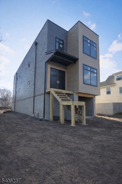 132 Holsman Street Paterson NJ 07522