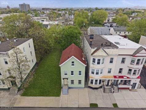 580 Hunterdon Street Newark NJ 07108