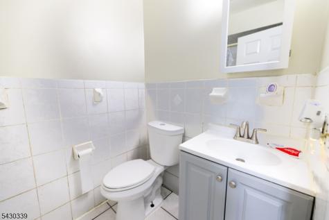 297 Avon Avenue Newark NJ 07108