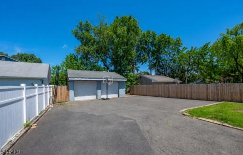 21 Fitzherbert Street Bloomfield NJ 07003