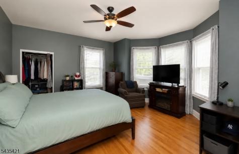 21 Fitzherbert Street Bloomfield NJ 07003