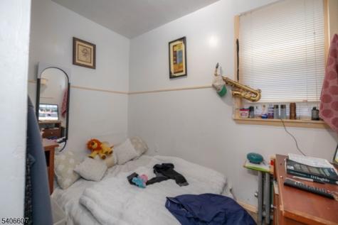 450 3RD Avenue Elizabeth NJ 07206