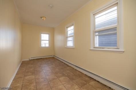 450 3RD Avenue Elizabeth NJ 07206