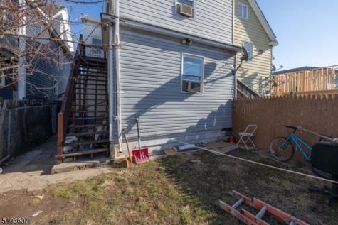 450 3RD Avenue Elizabeth NJ 07206