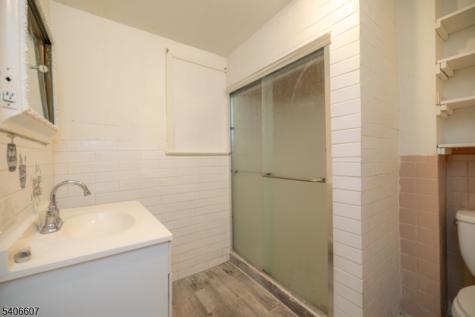 450 3RD Avenue Elizabeth NJ 07206