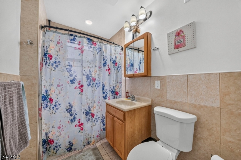 114 Peck Avenue Newark NJ 07107