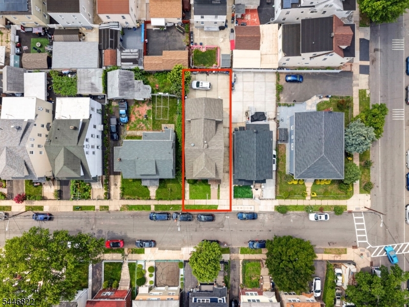 114 Peck Avenue Newark NJ 07107