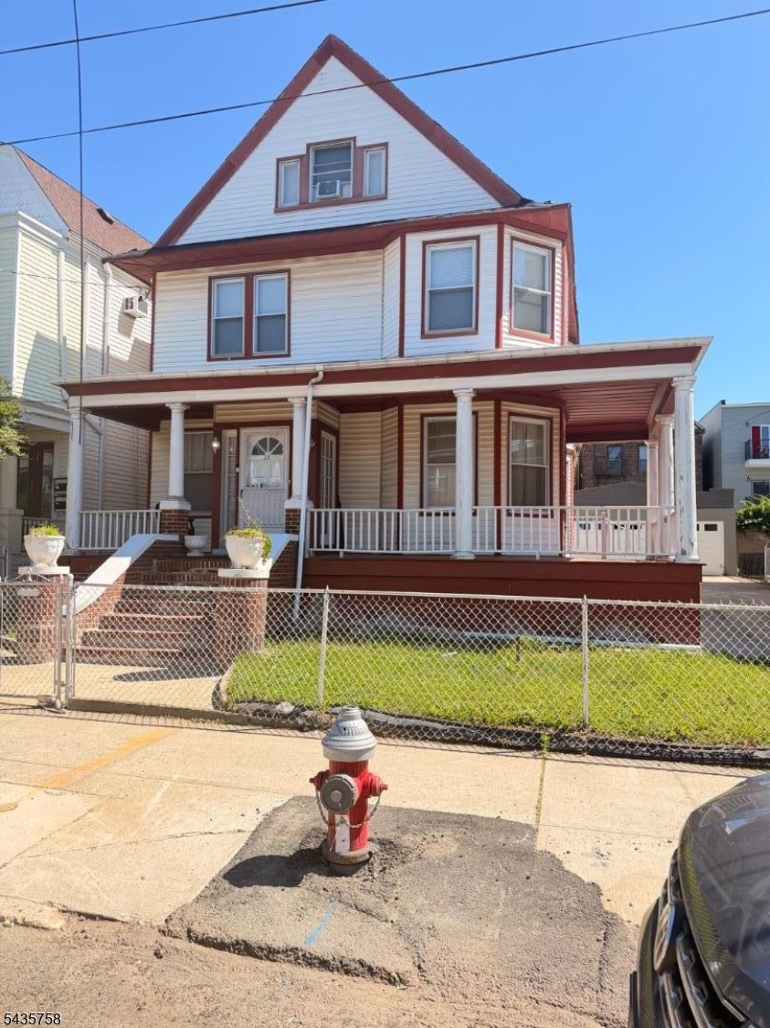 52 Warner Avenue Jersey City NJ 07305
