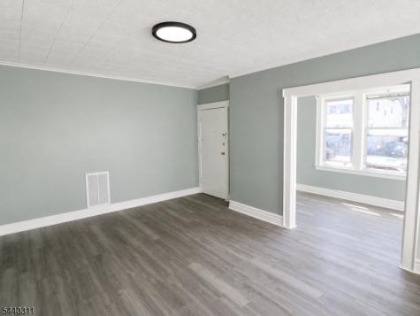 556 S Clinton Street East Orange NJ 07018