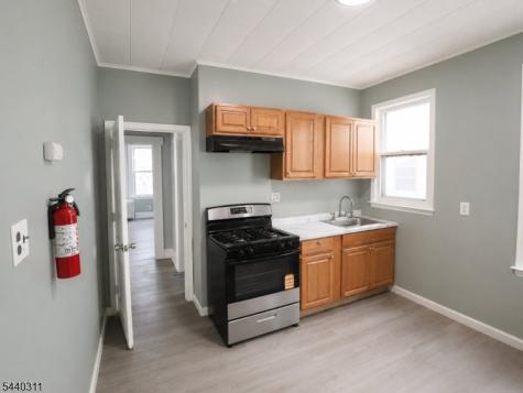 556 S Clinton Street East Orange NJ 07018