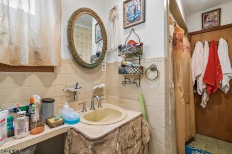 35 Longview Street West Orange NJ 07052