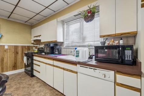 35 Longview Street West Orange NJ 07052