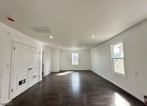 105 S 7th Street Newark NJ 07107