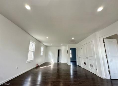 105 S 7th Street Newark NJ 07107