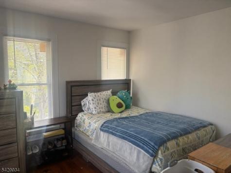 10 5TH Street Frenchtown NJ 08825