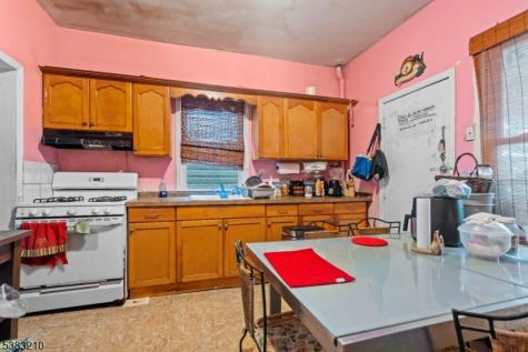 106 Madison Street Paterson NJ 07501
