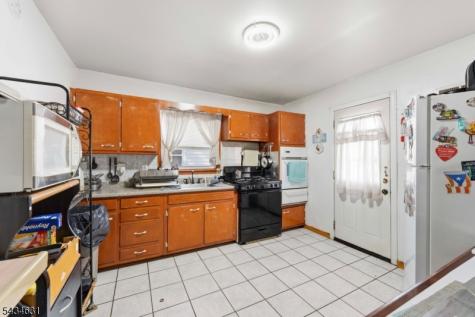 2072 Elizabeth Avenue Rahway NJ 07065