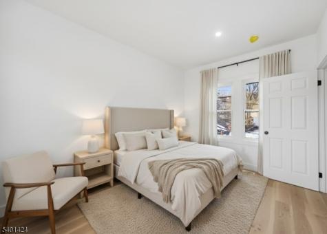 189 N Oraton Parkway East Orange NJ 07017