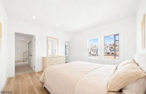 189 N Oraton Parkway East Orange NJ 07017