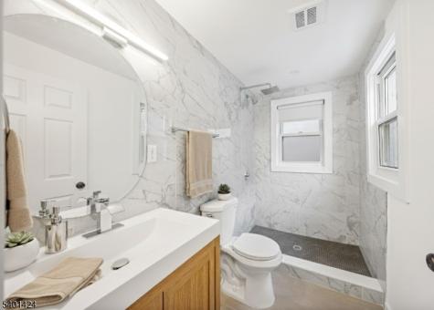 189 N Oraton Parkway East Orange NJ 07017