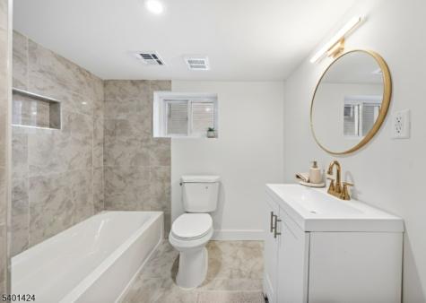 189 N Oraton Parkway East Orange NJ 07017