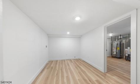 189 N Oraton Parkway East Orange NJ 07017