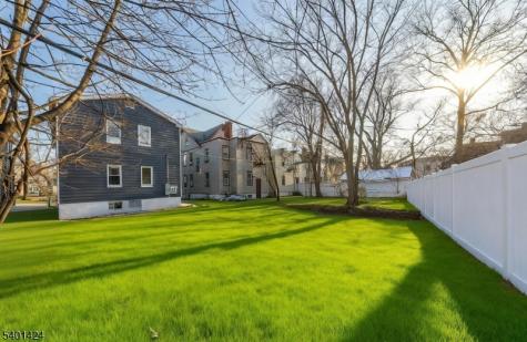 189 N Oraton Parkway East Orange NJ 07017