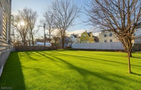 189 N Oraton Parkway East Orange NJ 07017