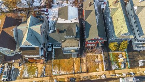 189 N Oraton Parkway East Orange NJ 07017