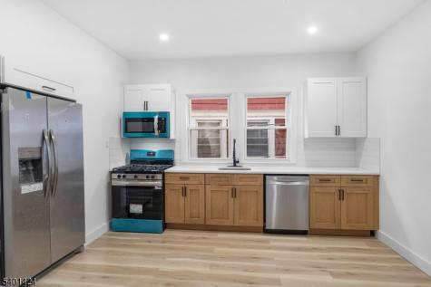 189 N Oraton Parkway East Orange NJ 07017