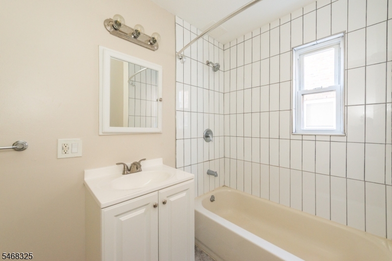 19 Arch Street Bloomfield NJ 07003