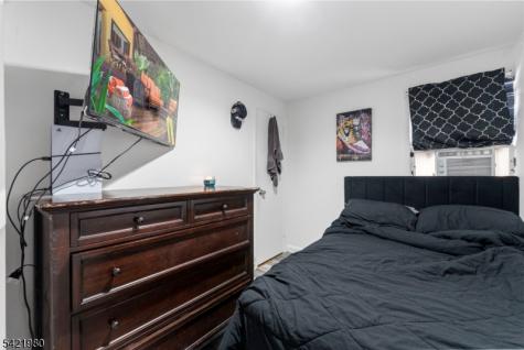 129 Oxford Street Paterson NJ 07522