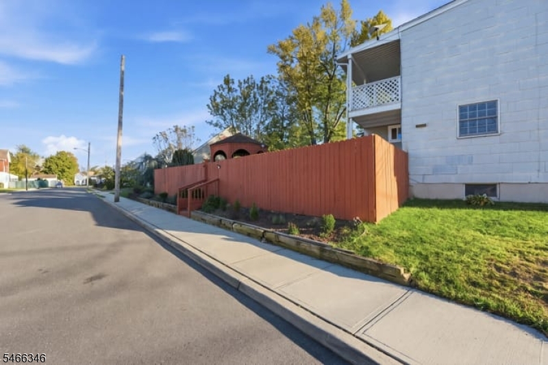 2 Keegan Place Sayreville NJ 08872
