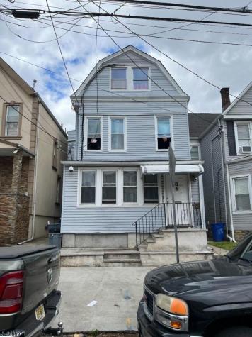 86 Oraton Street Newark NJ 07104