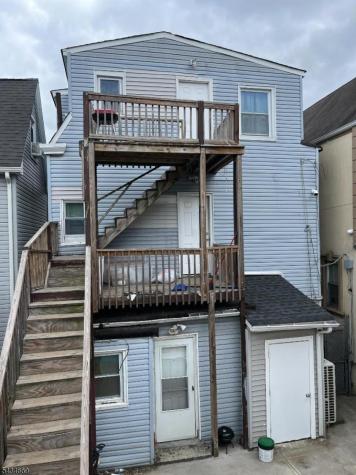 86 Oraton Street Newark NJ 07104