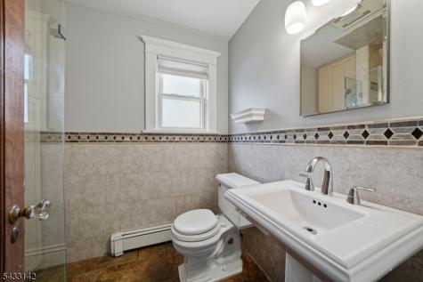 23 2ND Avenue Hawthorne NJ 07506