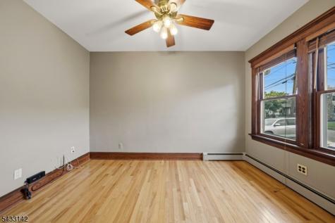 23 2ND Avenue Hawthorne NJ 07506