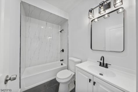 16 Headley Terrace Irvington NJ 07111