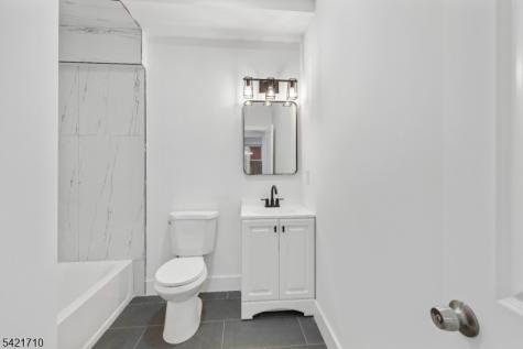 16 Headley Terrace Irvington NJ 07111