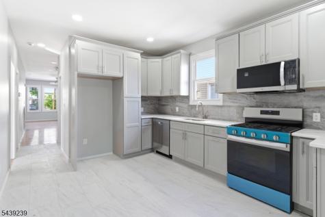 280 Conklin Avenue Hillside NJ 07205