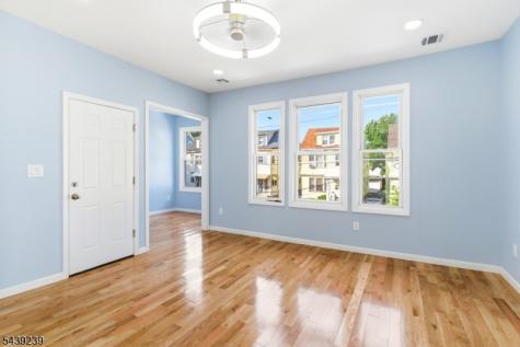 280 Conklin Avenue Hillside NJ 07205